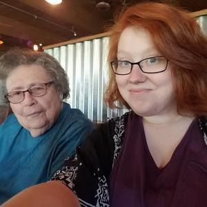 Meet your Posher, Laura